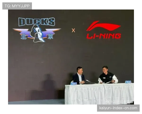李宁作为CBA战略合作伙伴 装备赞助覆盖联赛与俱乐部层面 李宁作为CBA战略合作伙伴 装备赞助覆盖联赛与俱乐部层面